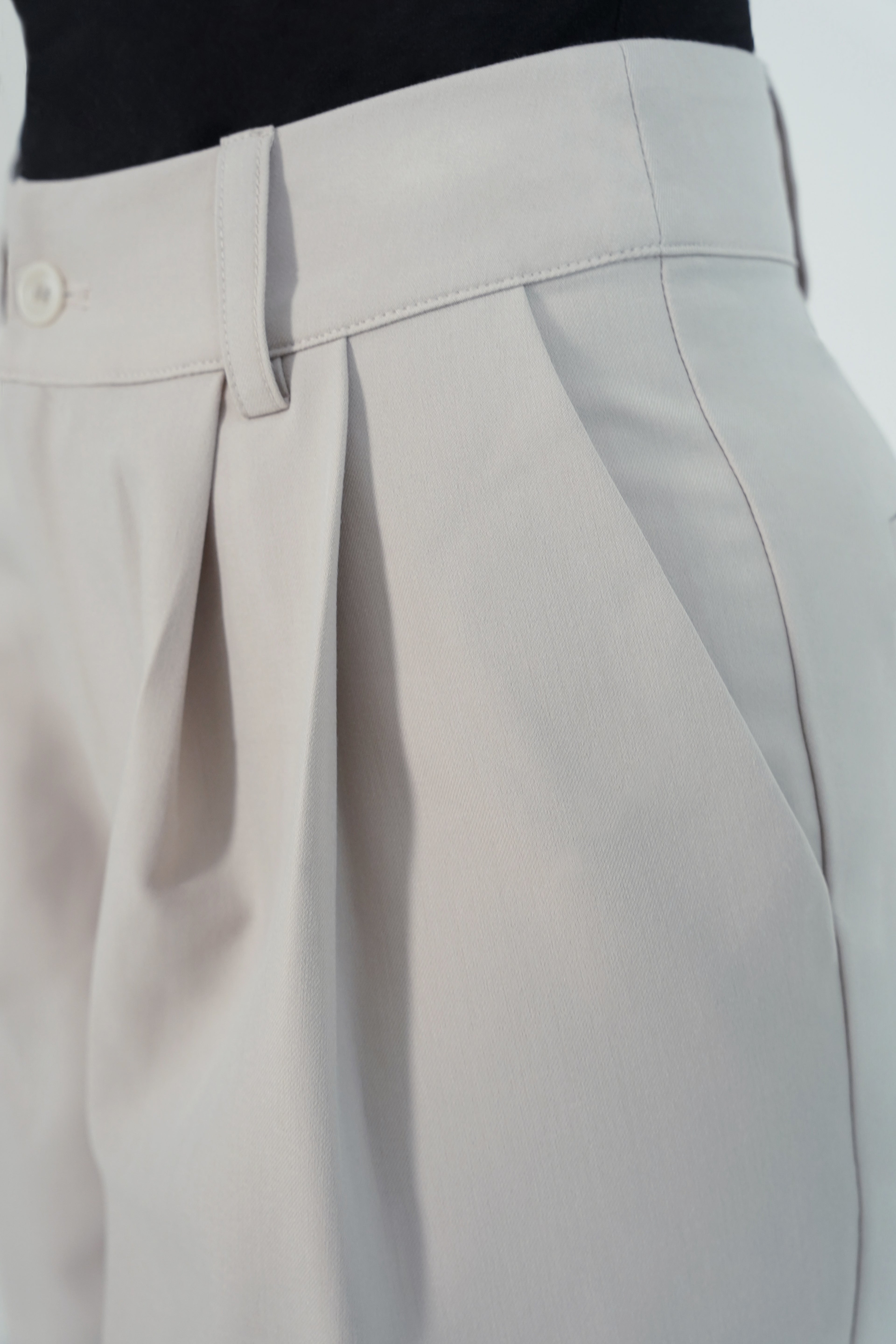 Premium Petite Pleated Trouser