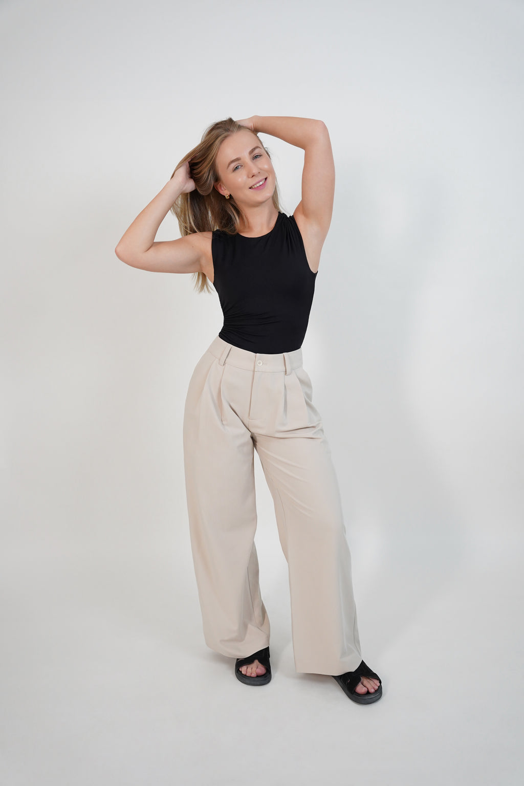 Premium Petite Pleated Trouser