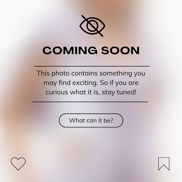 Wide-Leg Pleated Trouser